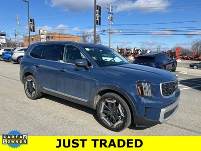 2024 Kia Telluride S MOONROOF