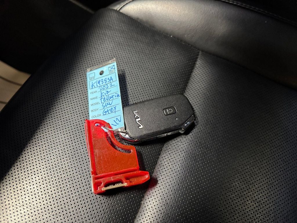 2022 Kia Telluride S MOONROOF