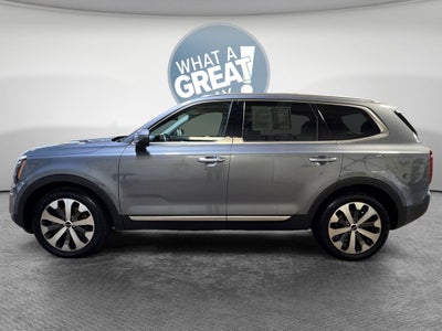 2022 Kia Telluride S MOONROOF