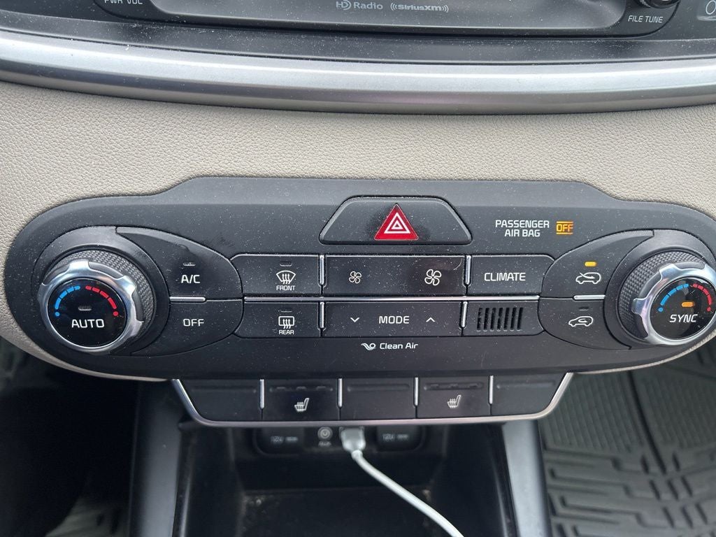 2017 Kia Sorento LX