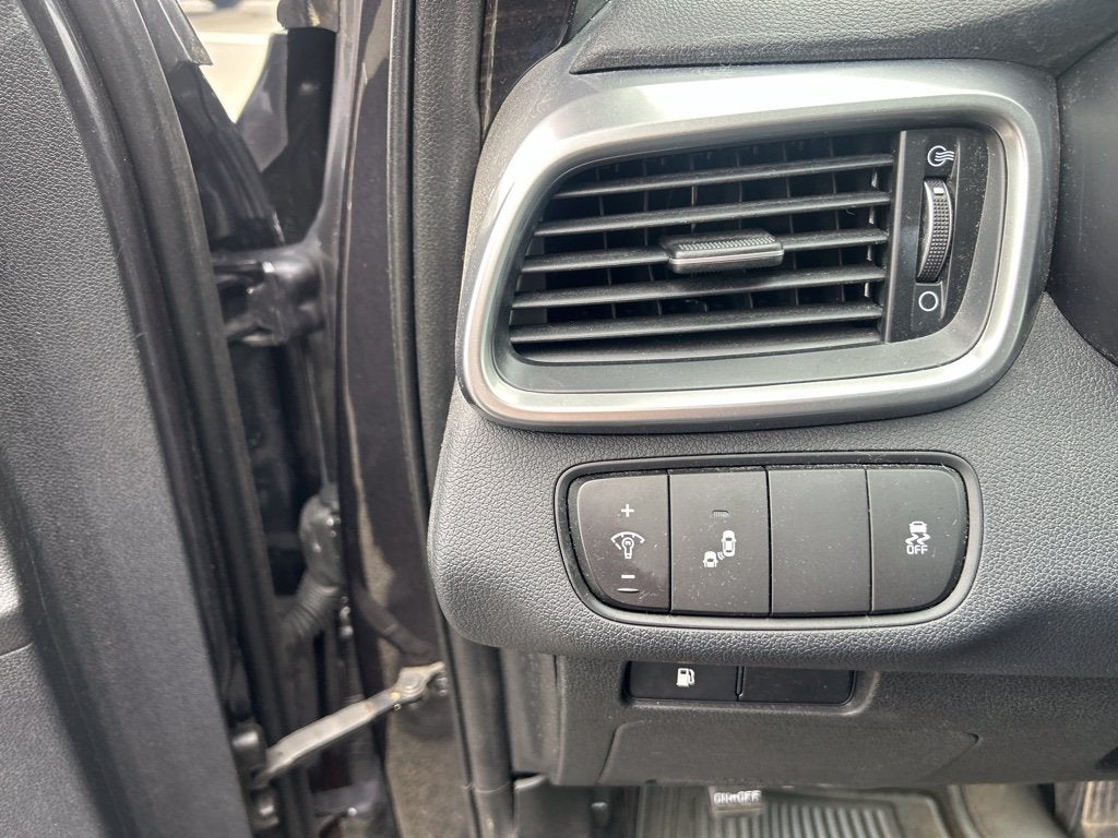 2019 Kia Sorento LX 3 ROW
