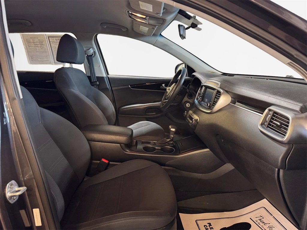 2019 Kia Sorento LX 6/3 ROW