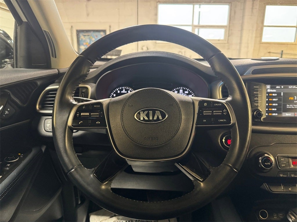 2020 Kia Sorento S 6/3 ROW