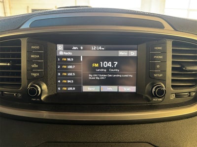 2020 Kia Sorento S 6/3 ROW