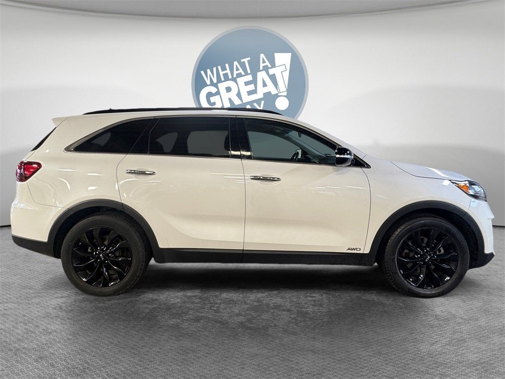 2020 Kia Sorento S 6/3 ROW
