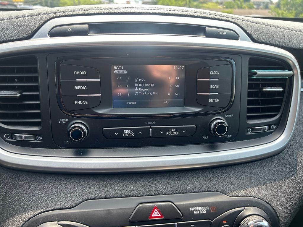 2017 Kia Sorento LX V6/3 Row