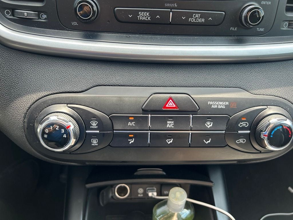 2017 Kia Sorento LX V6/3 Row