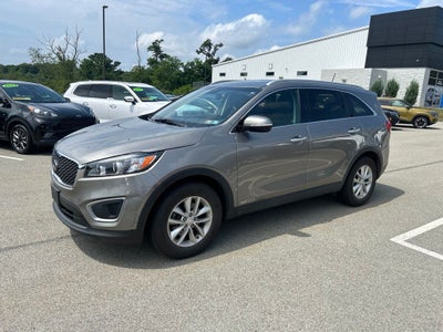 2017 Kia Sorento LX V6/3 Row