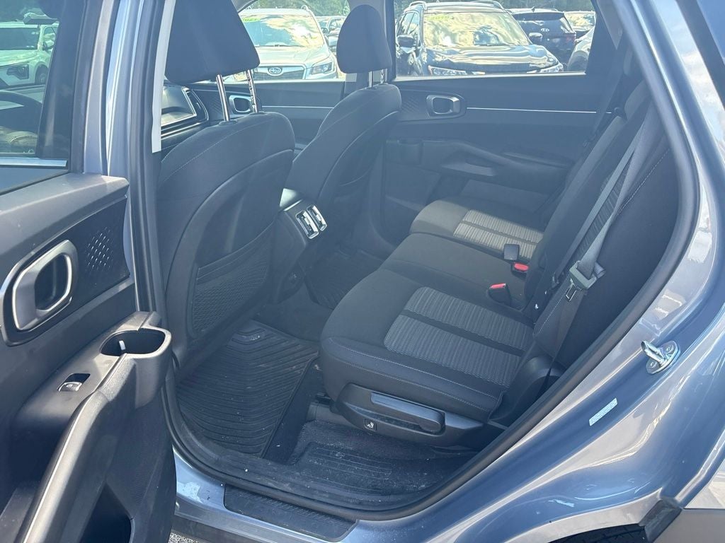 2024 Kia Sorento LX FWD