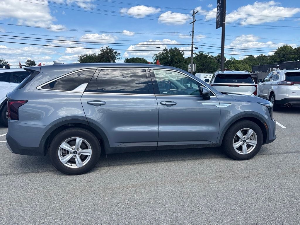 2024 Kia Sorento LX FWD