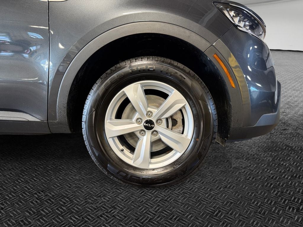 2023 Kia Sorento LX 3RD ROW