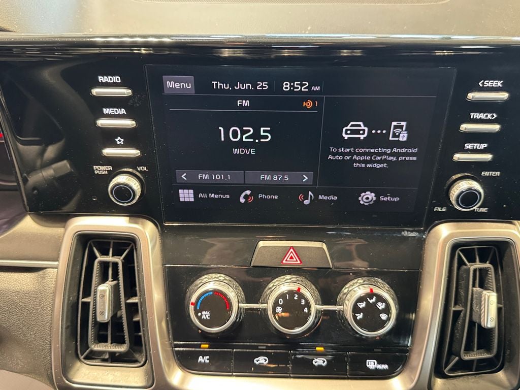 2023 Kia Sorento LX 3RD ROW