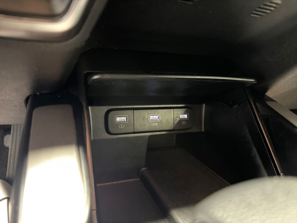 2023 Kia Sorento LX 3RD ROW