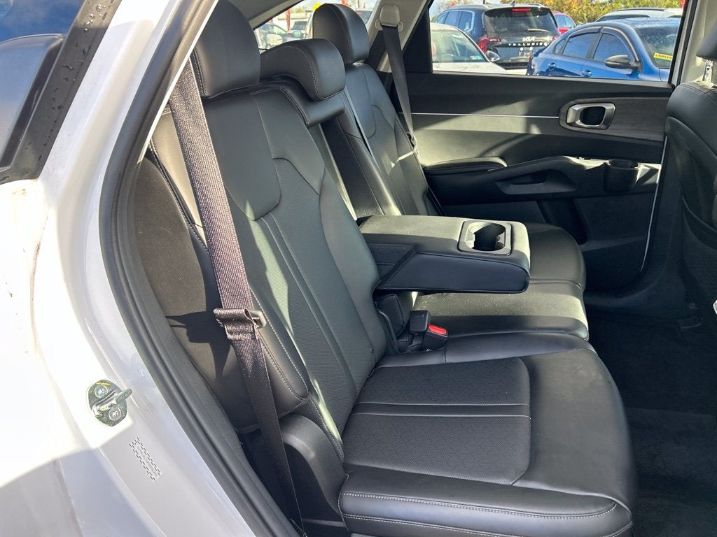 2023 Kia Sorento X-Line S