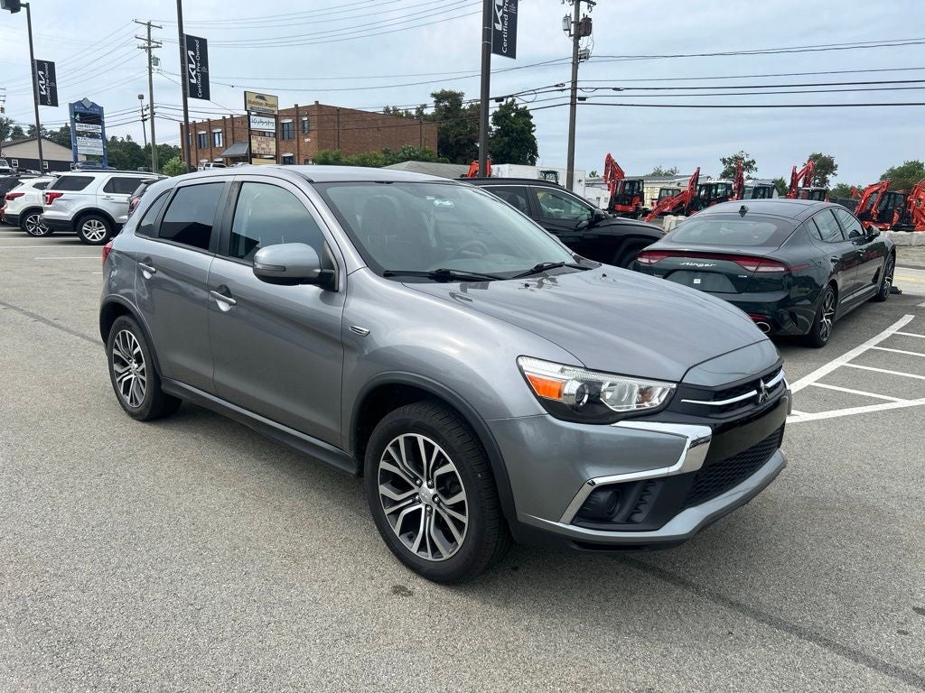 2018 Mitsubishi Outlander Sport 2.0 ES 6 SPD