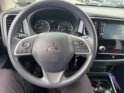 2020 Mitsubishi Outlander ES
