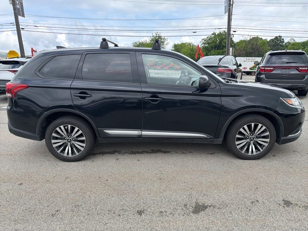 2020 Mitsubishi Outlander ES
