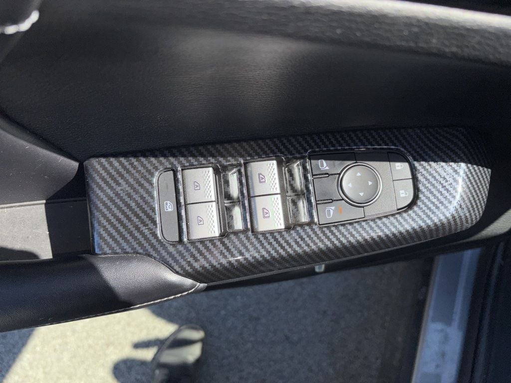 2022 Mitsubishi Outlander Black Out Pkg