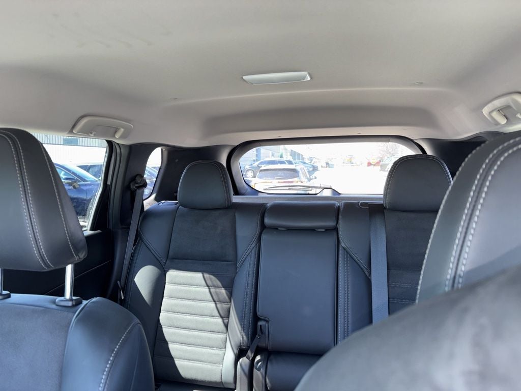 2022 Mitsubishi Outlander Black Out Pkg