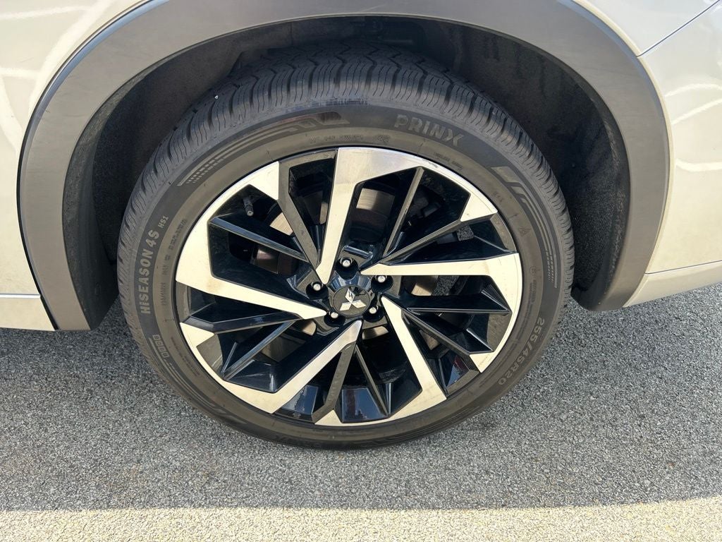 2022 Mitsubishi Outlander SEL