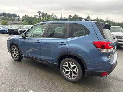 2024 Subaru Forester Premium