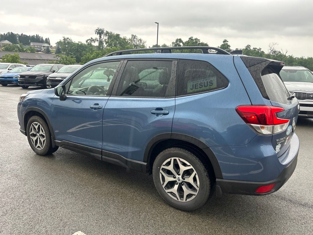 2024 Subaru Forester Premium