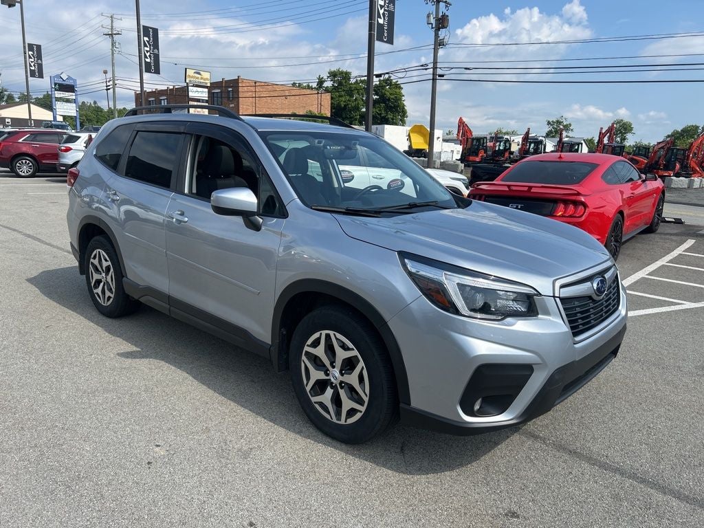 2021 Subaru Forester Premium's photo