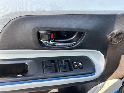 2013 Toyota Prius c Three