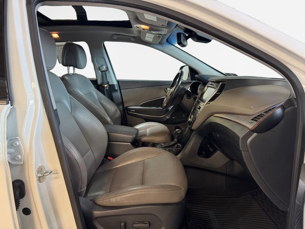 2017 Hyundai Santa Fe Limited Ultimate