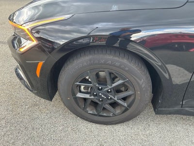 2025 Kia K5 LXS