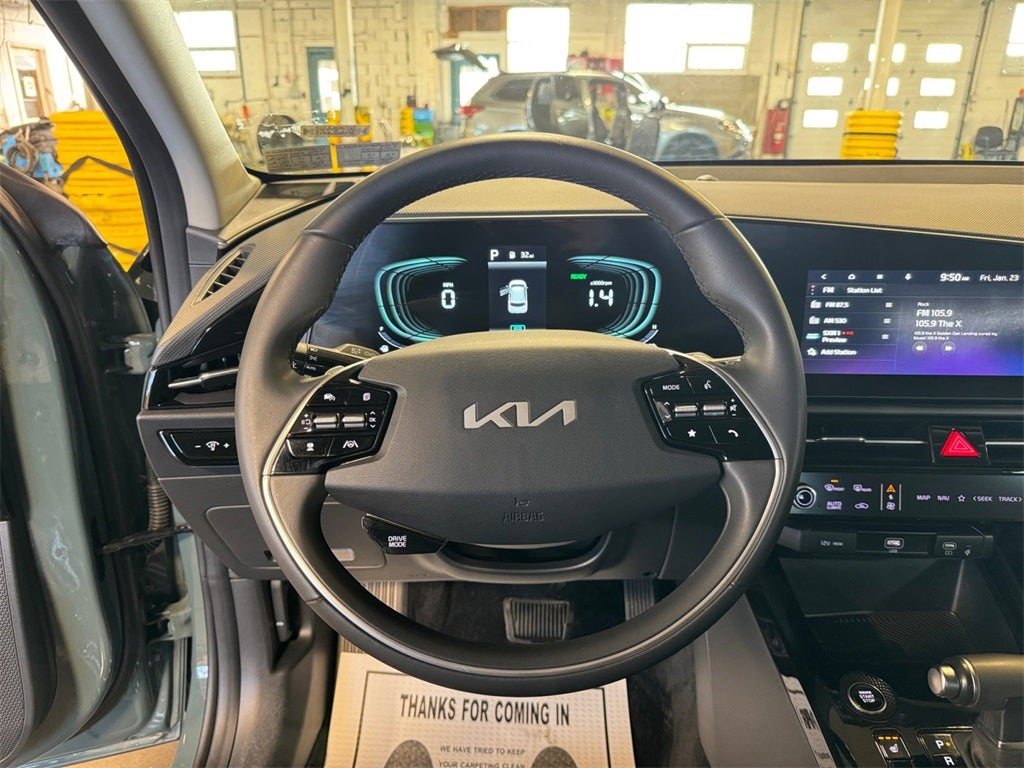 2023 Kia Niro EX
