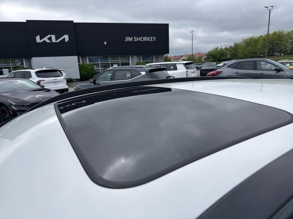 2023 Kia Niro EX Touring