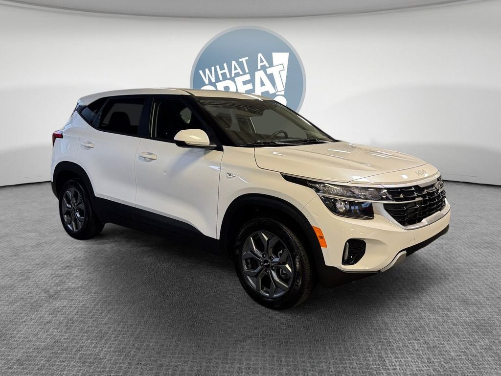 2025 Kia Seltos LX AWD
