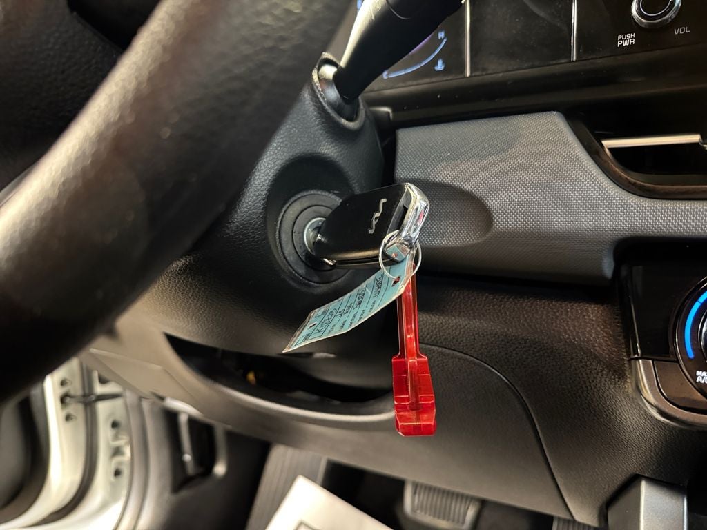 2025 Kia Seltos LX AWD