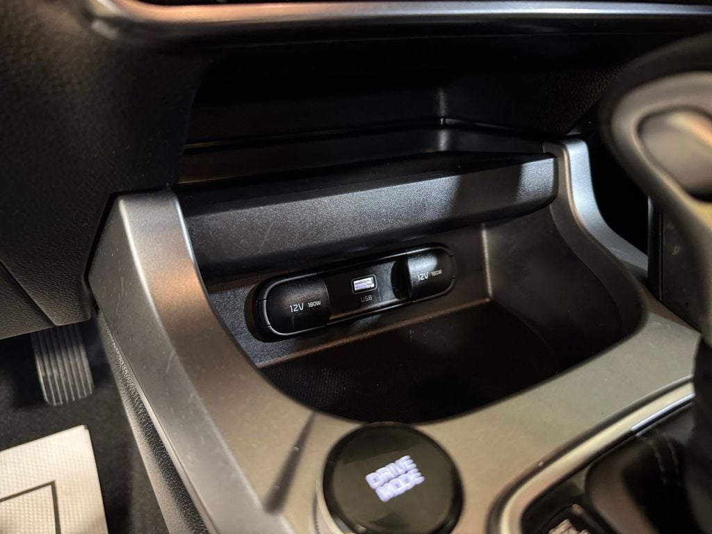 2025 Kia Seltos LX AWD