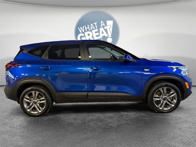 2023 Kia Seltos LX AWD