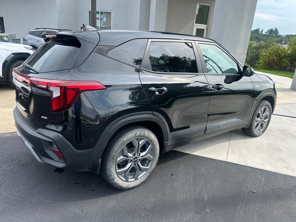 2024 Kia Seltos LX AWD