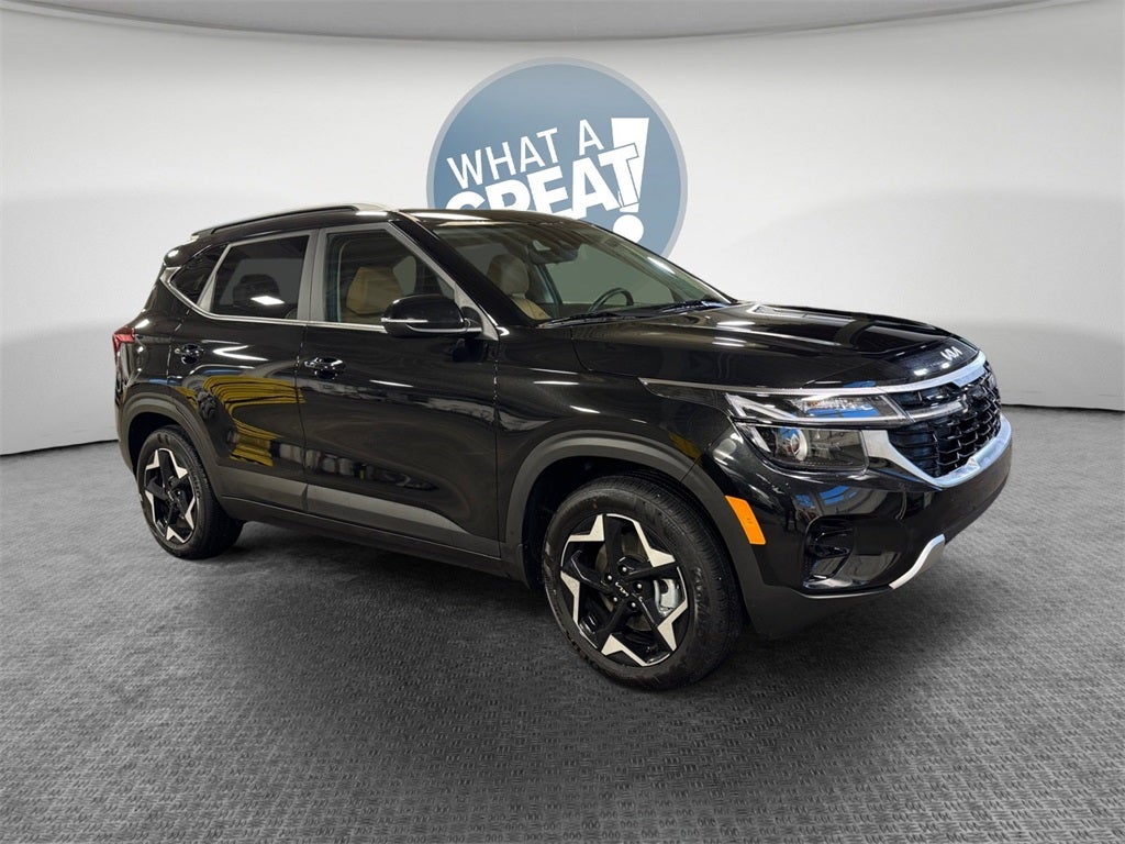 2025 Kia Seltos EX MOONROOF