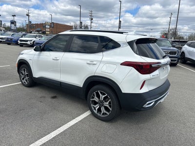 2022 Kia Seltos EX MOONROOF