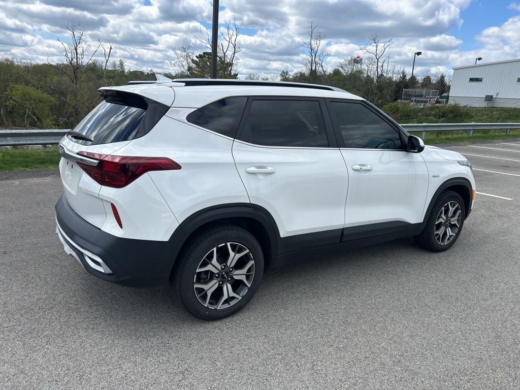 2022 Kia Seltos EX MOONROOF