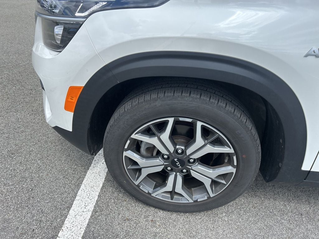 2022 Kia Seltos EX MOONROOF