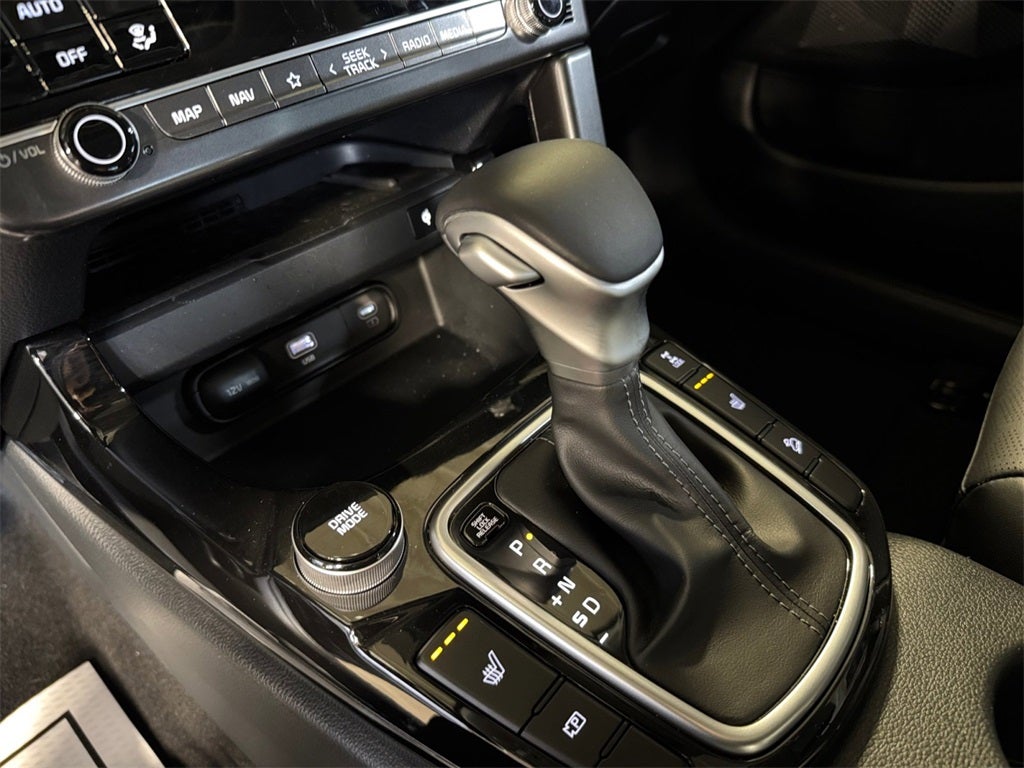 2024 Kia Seltos EX MOONROOF