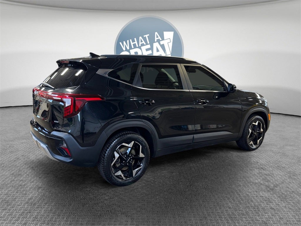 2024 Kia Seltos EX MOONROOF