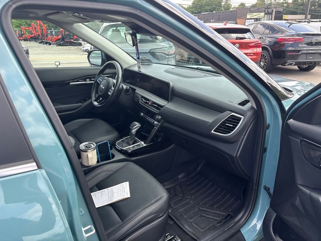 2024 Kia Seltos EX MOON ROOF