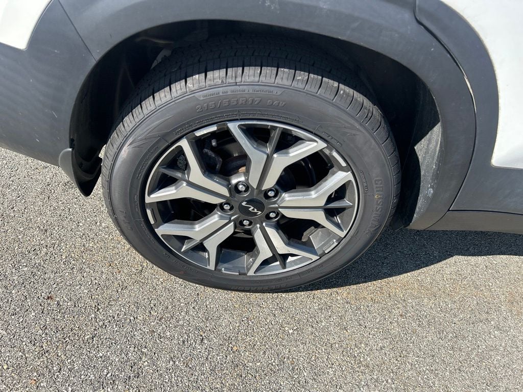 2023 Kia Seltos EX MOONROOF