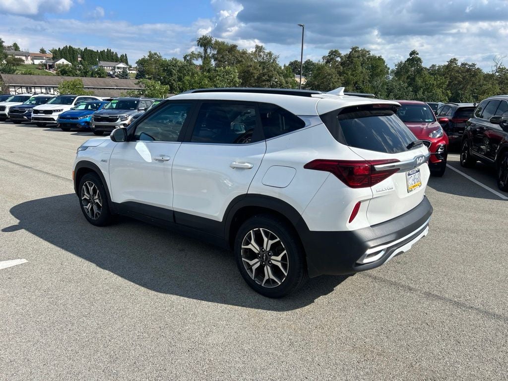2023 Kia Seltos EX MOONROOF