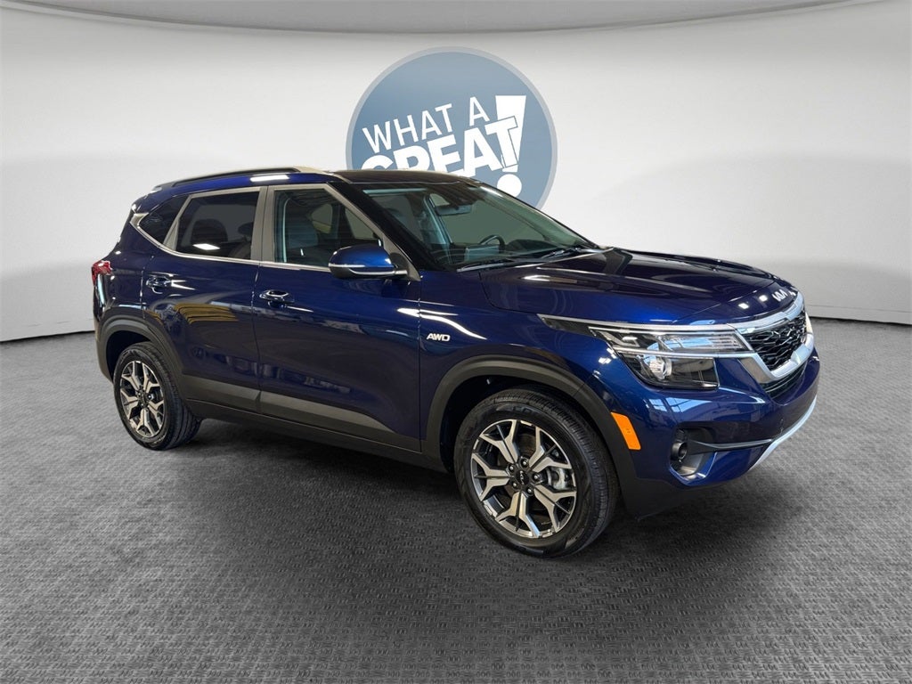 2023 Kia Seltos EX MOONROOF