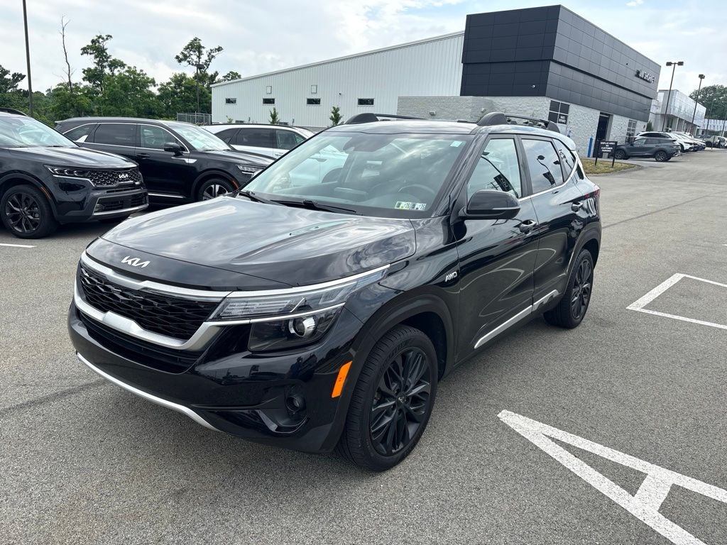2022 Kia Seltos Nightfall