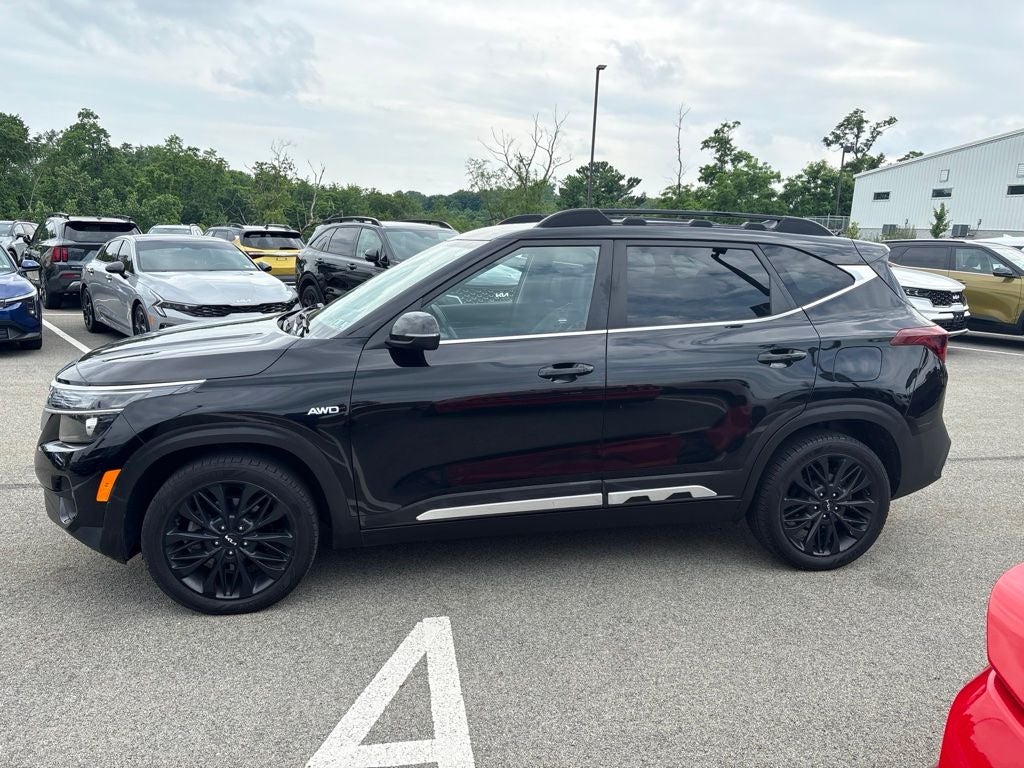 2022 Kia Seltos Nightfall