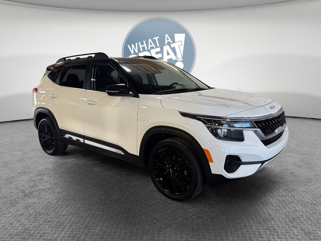 2022 Kia Seltos 1.6 Nightfall AWD's photo